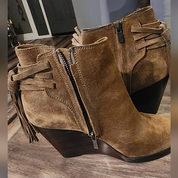 Frye suede wedge bootie with fringe - Picture 7 of 8